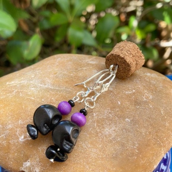 Skull purple Halloween 💀 Earrings - Picture 2 of 15